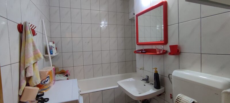 Stefan cel Mare, Bucur Obor, 1 minut metrou, apartament 3 camere, fara risc seismic